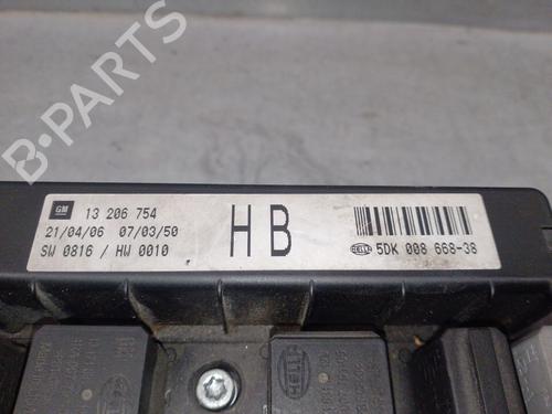 Fuse box OPEL ASTRA H (A04) 1.9 CDTI (L48) | BP31637710E1 - Image 4