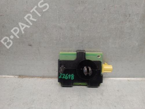 antennabase-mercedes-benz-gla-h247-2020-25712020 main image