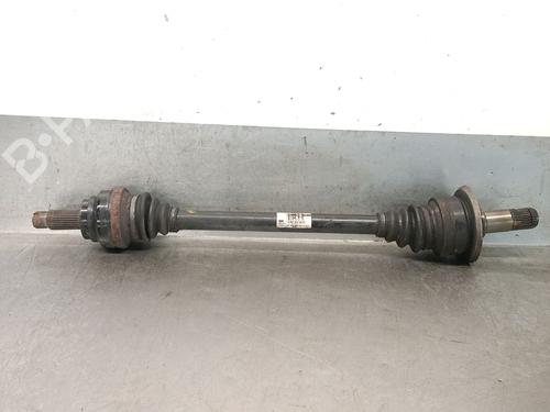 Used Left front driveshaft BMW 5 (F10) 530 d (245 hp) 29277362