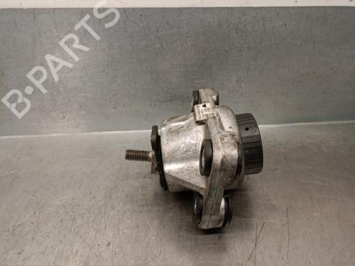 Used Engine mount LAND ROVER DISCOVERY V (L462) 2.0 Sd4 4x4 (241 hp) 23107900