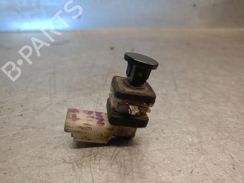 tailgate-handle-peugeot-508-i-8d_-2010-2011-2012-2013-2014-2015-2016-2017-2018-33795643 main image