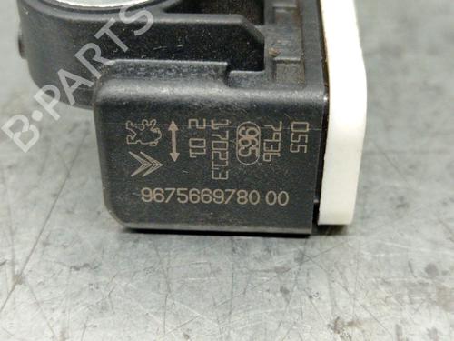 Other PEUGEOT 2008 I (CU_) 1.2 THP 110 / PureTech 110 | BP30098012O1