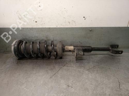 Used Right front shock absorber BMW 5 (G30, F90) 520 d (190 hp) 26941517