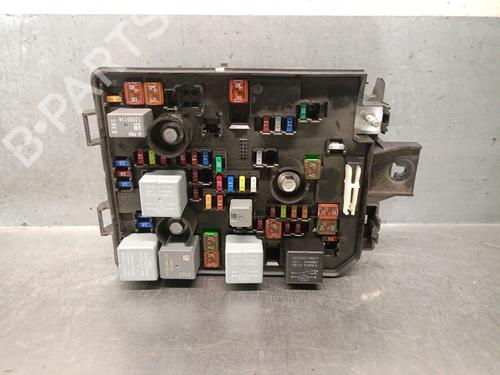 Used Fuse box Fuse box 37200735 37200735