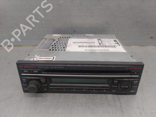 Used Radio SEAT ALHAMBRA (7V8, 7V9) 1.9 TDI (115 hp) 27499569
