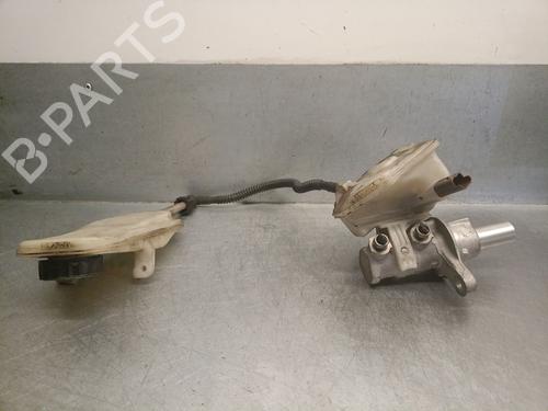 Used Brake master cylinder PEUGEOT 307 CC (3B) 2.0 HDi 135 (136 hp) 21586414