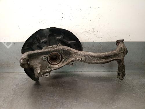 Used Right front steering knuckle AUDI A4 B7 (8EC) 3.2 FSI (255 hp) 32390099