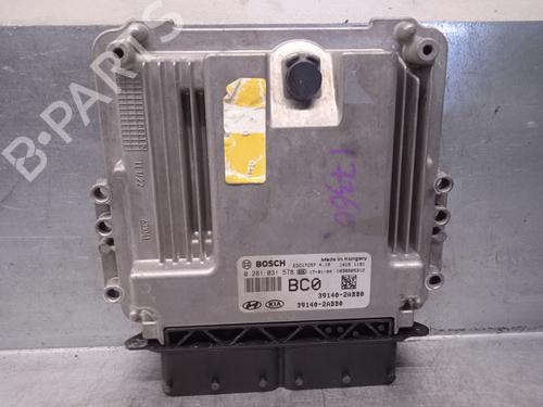 Used Engine control unit (ECU) HYUNDAI ix20 (JC) 1.4 CRDi (78 hp) 12190430