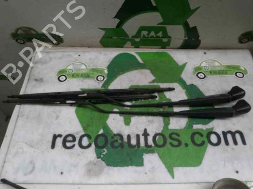Used Front windshield wiper arm RENAULT MEGANE I Classic (LA0/1_) 1.4 16V (LA0D, LA1H, lA0W, LA10) (95 hp) 30137440