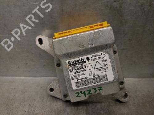 Airbag styreenhed RENAULT LAGUNA II (BG0/1_) 1.9 dCi (BG08, BG0G) (120 hp) 30975442