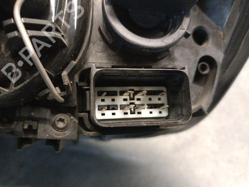 Right headlight VOLVO V50 (545) 2.0 D | BP33290972C29  - Image 5