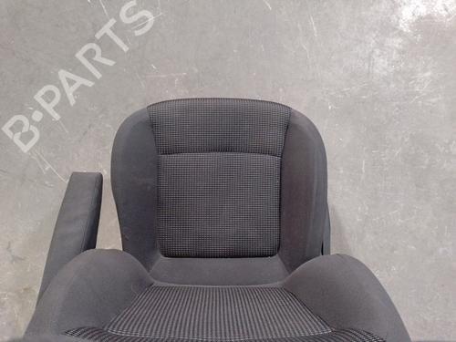 Right front seat PEUGEOT 5008 (0U_, 0E_) 1.6 HDi | BP13398062C16 