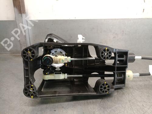 Gear lever DACIA SANDERO III 1.0 TCe 90 | BP28582233M90 