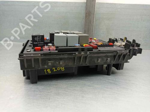 Fuse box OPEL ASTRA J (P10) 1.7 CDTI (68) | BP13699800E1 