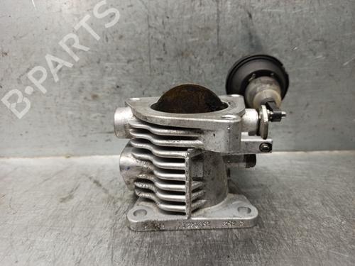 Used Throttle body FIAT STILO (192_) 1.9 D Multijet (100 hp) 16818016