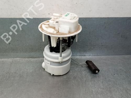 Used Fuel pump Fuel pump 31980198 31980198