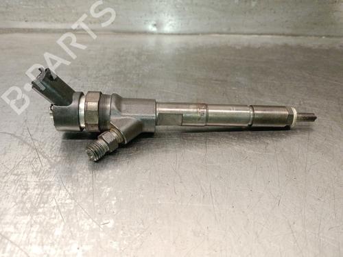 Used Injector Injector TOYOTA YARIS (_P9_) 1.4 D-4D (NLP90_, NLP90R) (90 hp) 39514895 39514895