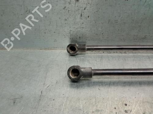 Tailgate lift support TOYOTA YARIS (_P13_) 1.5 Hybrid (NHP130_, NHP130) | BP27715364C138 