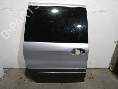 right-slide-door-kia-carnival-ii-gq-1999-2000-2001-2002-2003-2004-2005-2006-2007-30793656 main image