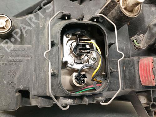 Right headlight TOYOTA COROLLA (_E12_) 2.0 D-4D (CDE120R, CDE120L_) | BP28216423C29 