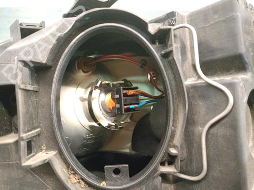 Right headlight BMW X3 (E83) 2.0 sd | BP29505883C29 