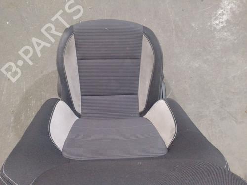 Siège avant droit TOYOTA AVENSIS Saloon (_T27_) 2.0 D-4D (WWT271_) | BP30579667C16