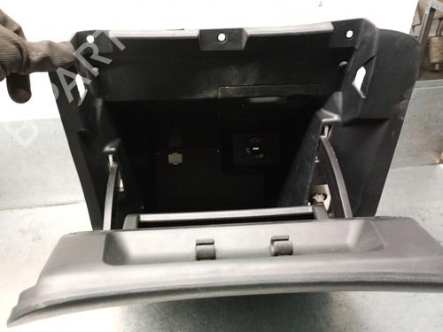 Glove box NISSAN JUKE (F15) 1.5 dCi | BP26704311C95 