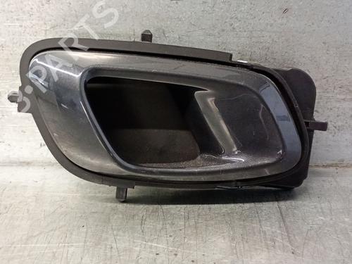 Used Front right interior door handle Front right interior door handle 28582207 28582207