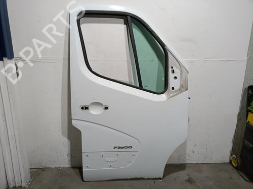 right-front-door-renault-master-iii-van-fv-2010-30044253 main image