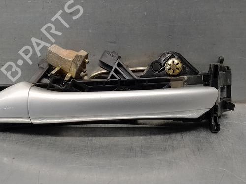 Venstre bak utvendig håndtak MERCEDES-BENZ S-CLASS (W220) S 500 4-matic (220.084, 220.184) (306 hp) 18309730