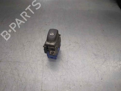 Used Left front window switch RENAULT ESPACE III (JE0_) 2.2 dCi (JE0K) (130 hp) 10550325