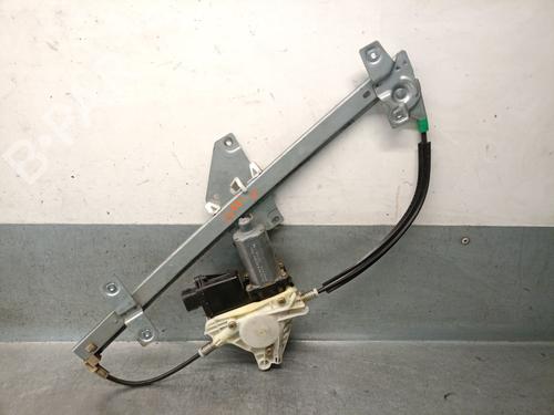 Vindusheismekanisme venstre foran Vindusheismekanisme venstre foran MITSUBISHI CARISMA (DA_) 1.9 DI-D (DA5A) (115 hp) 37184030 37184030