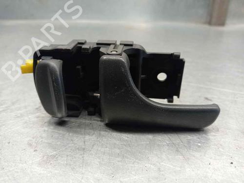Used Front left interior door handle NISSAN PRIMERA (P10) [1990-1996]  8917721