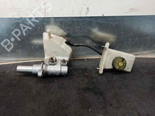 Used Brake master cylinder PEUGEOT 308 II (LB_, LP_, LW_, LH_, L3_) 2.0 BlueHDi 150 (150 hp) 6143869