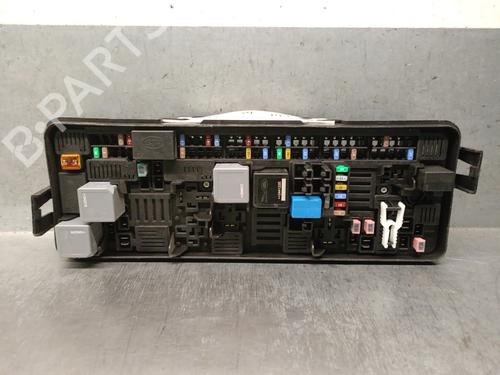 Used Fuse box LAND ROVER DEFENDER Station Wagon (L663) D250 MHEV 4x4 (249 hp) 30317578