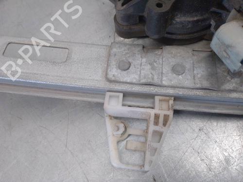 Rudehejsemekanisme Højre foran PEUGEOT 206 Hatchback (2A/C) 1.6 i | BP17896454C23 