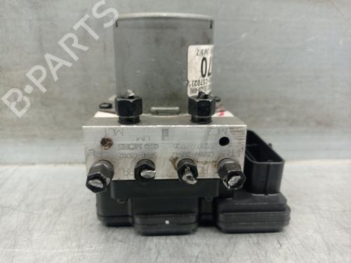 Used ABS pump KIA SORENTO III (UM) 2.2 CRDi (200 hp) 27541031