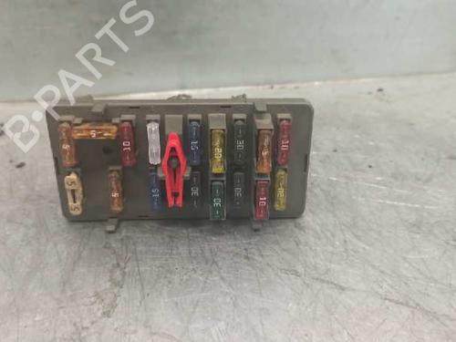 Fuse box PEUGEOT 106 II (1A_, 1C_) 1.1 i | BP7531421E1 