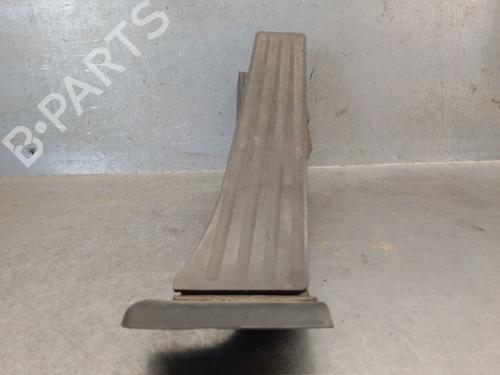 Used Pedal BMW 3 (E46) 318 i (118 hp) 31068511