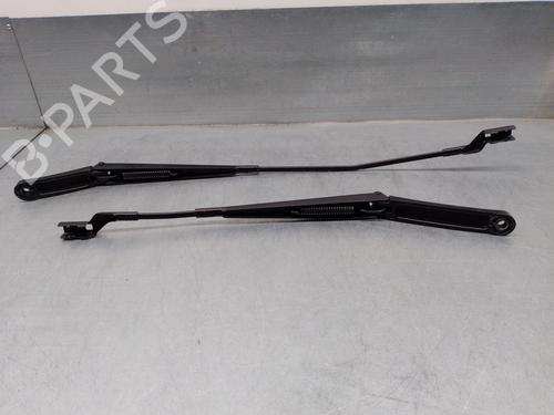 Front windshield wiper arm SEAT IBIZA V (KJ1, KJG) 1.0 MPi | BP16438153C143 