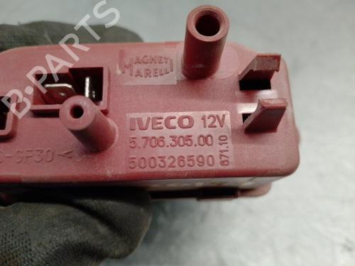 Heater resistor IVECO DAILY IV Van 35C14 GV, 35C14 GV/P, 35S14 GV, 35S14 GV/P | BP18061852M108 