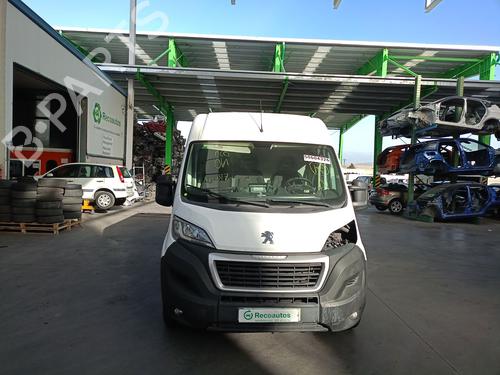 Right headlight PEUGEOT BOXER Van 2.0 BlueHDi 130 | BP33017854C29  - Image 13