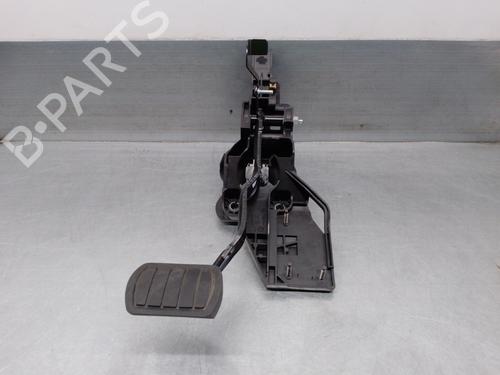 Used Break pedal CITROËN BERLINGO Box Body/MPV (K9) e-Berlingo (136 hp) 17363940