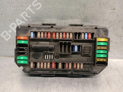 Used Fuse box BMW 1 (F20) 118 d (150 hp) 26672576