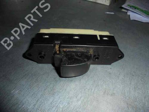 Used Left rear window switch MITSUBISHI GRANDIS (NA_W) [2003-2011]  8187825