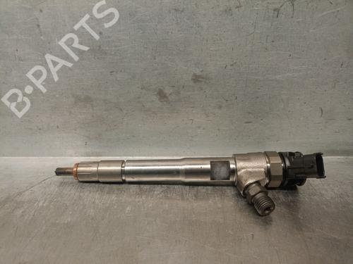 Spreder / Dyse RENAULT TRAFIC III Bus (JG_) 2.0 dCi 110 (JGMW) (110 hp) 31147818