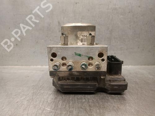 Used ABS pump NISSAN JUKE (F15) 1.2 DIG-T (115 hp) 24363869