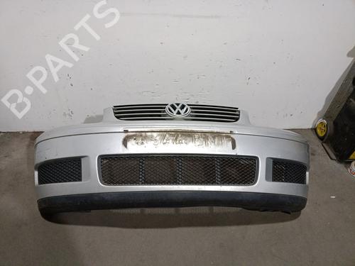 Used Front bumper VW POLO (6N2) 1.4 16V (75 hp) 32410645