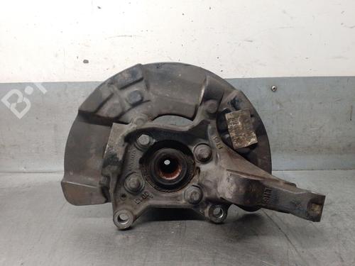 Fusée avant gauche VOLVO XC90 I (275) D5 AWD (185 hp) 31194843