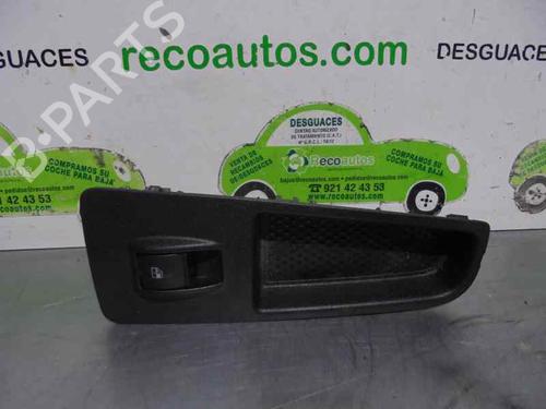 Used Right front window switch Right front window switch FIAT BRAVO II (198_) 1.9 D Multijet (198AXB1A) (120 hp) 2061274 2061274